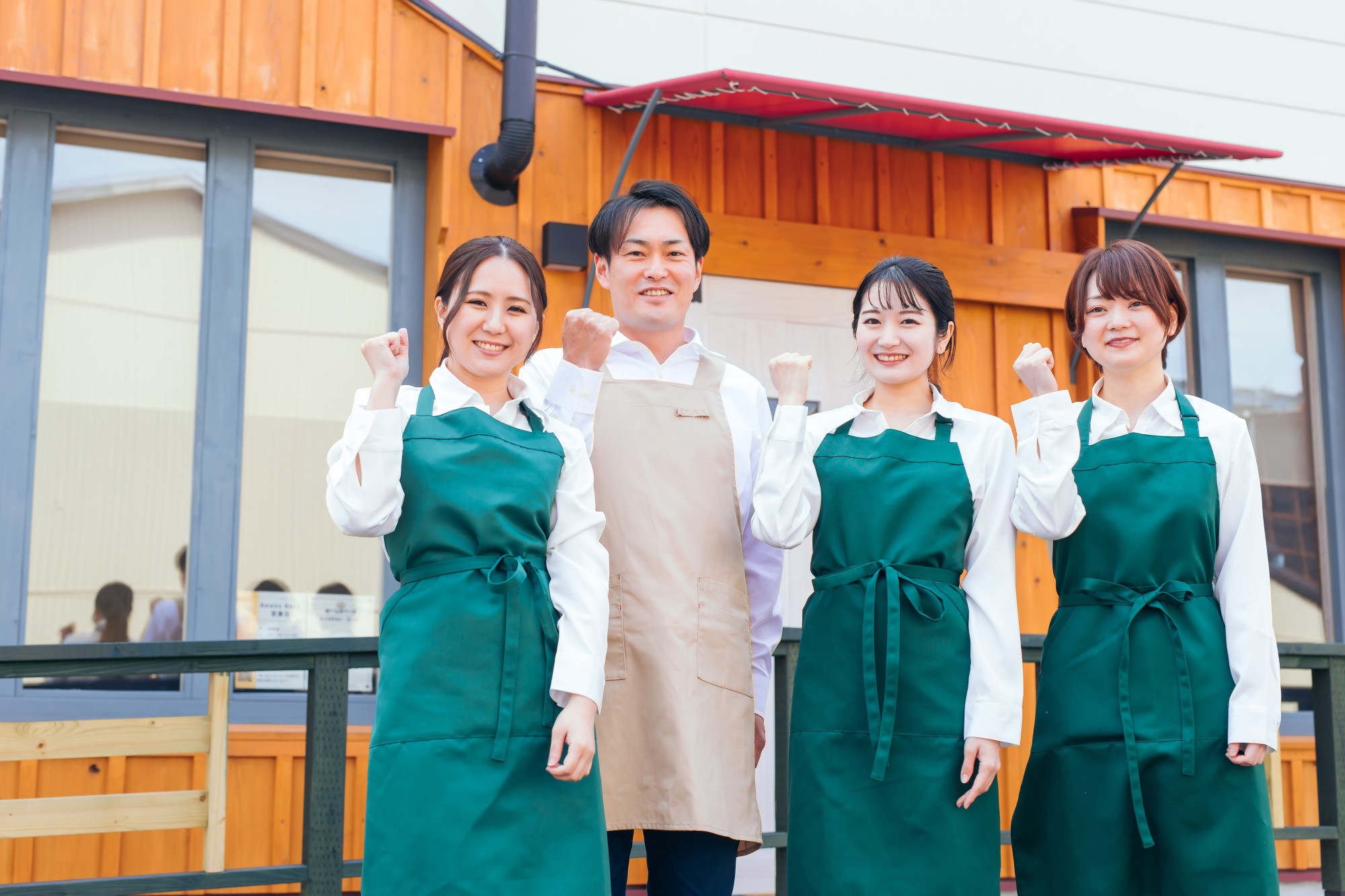 直売店での販売・陳列・レジ