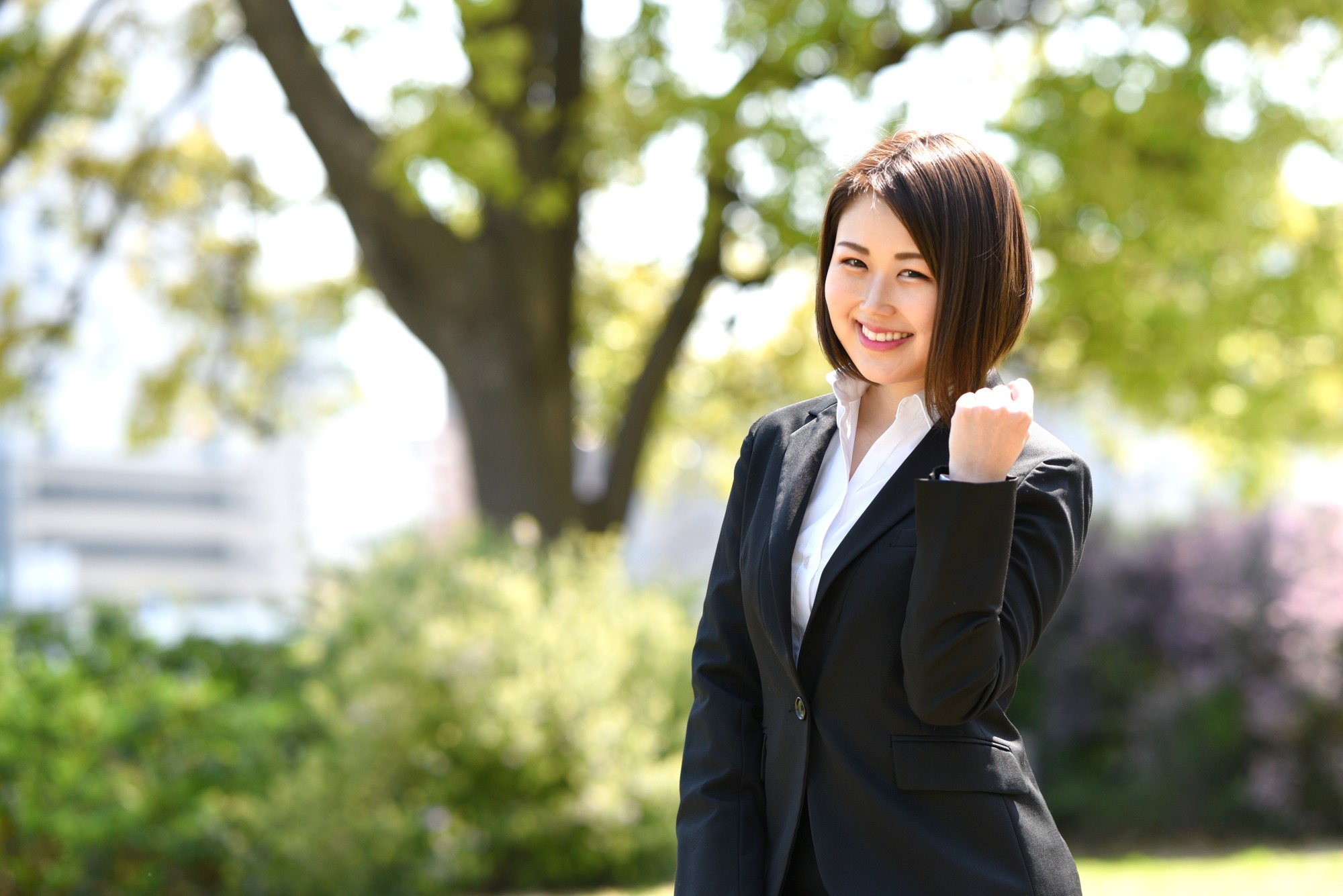 完全土日祝休み/公的機関へのルート営業/営業未経験者大歓迎/年間休日１２６日