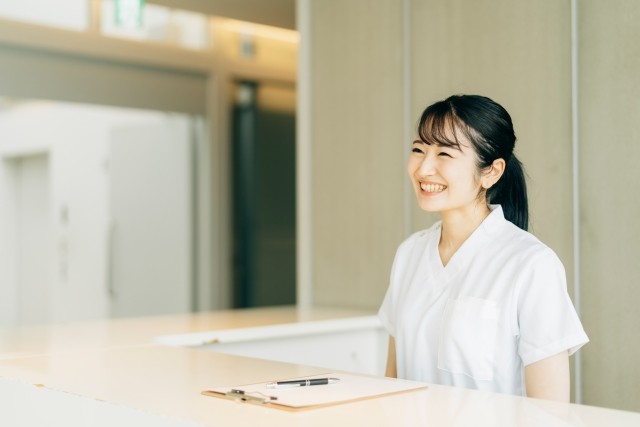 未経験OK／資格不要／病院での病棟受付／器具の洗浄消毒